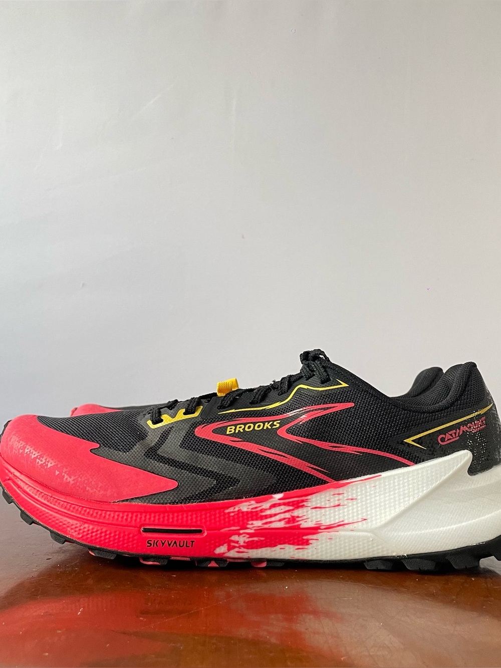 Brooks Catamount 3 Trail Running Shoes | US 9.5 - Picture 3 of 8